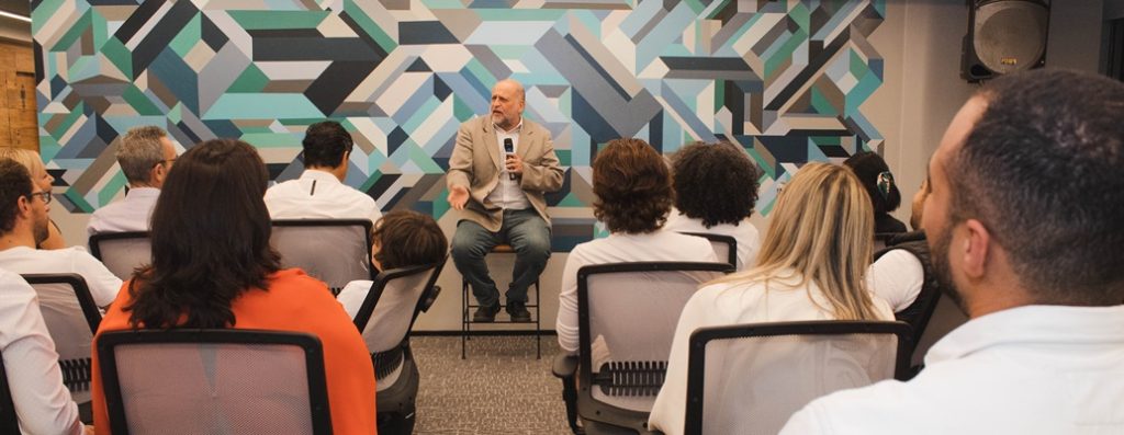 Club Coworking inaugura unidade Pinheiros com palestra de Clóvis de Barros Filho