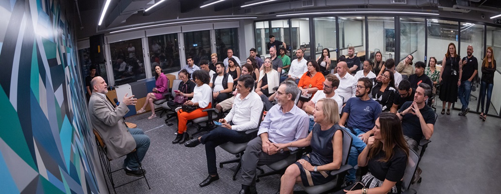 Club Coworking inaugura unidade Pinheiros com palestra de Clóvis de Barros Filho 