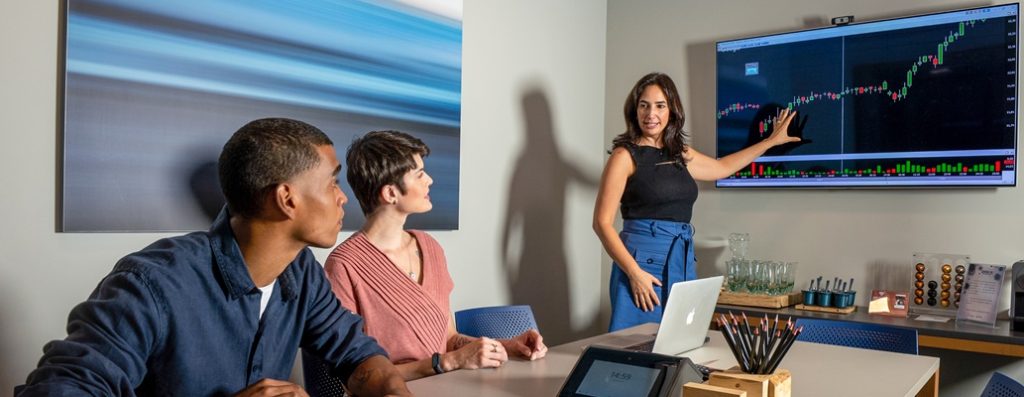 Quais as vantagens do coworking para startups?