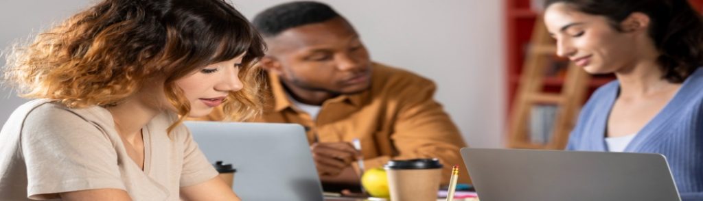 Como o Coworking Impulsiona o Aprendizado e o Crescimento Contínuo